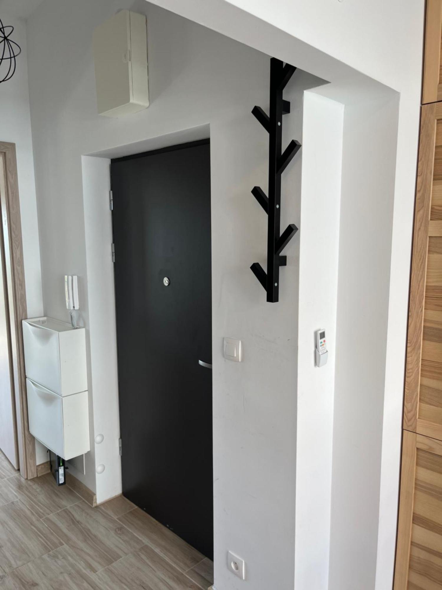 Feelhome Apartment With Kitchen Cracóvia Exterior foto
